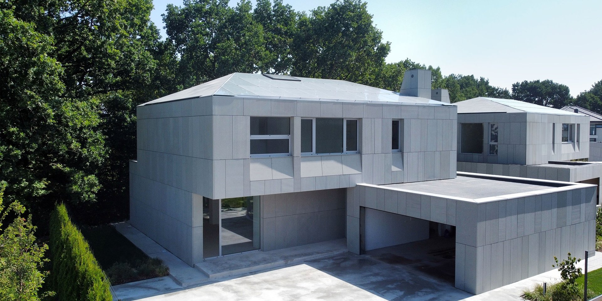 SunRoof Transforms the Future: Energy from SunRoof's grey roofs will power the Monolit estate near Gdańsk