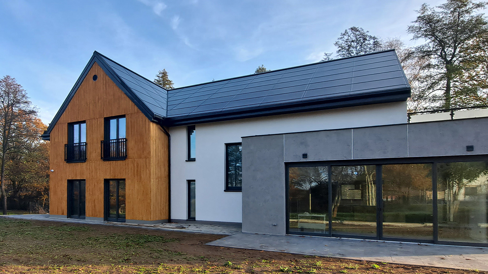 Dach-solarny-SunRoof-Malopolska-zdjecie